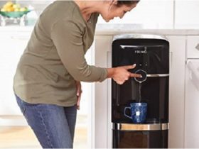 self-cleaning bottom load water dispenser
