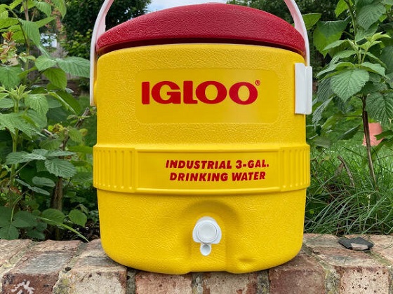3-gallon water jug with spout