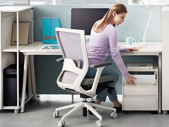 office-chair-with-adjustable-lumbar-support