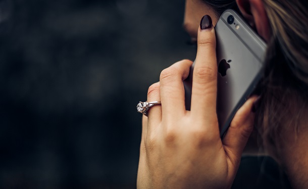 woman makes a phone call